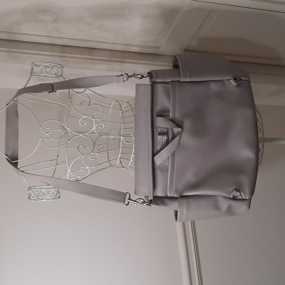 Skip Hop Gray Baby Bag with Tassel - Picture 2 of 11